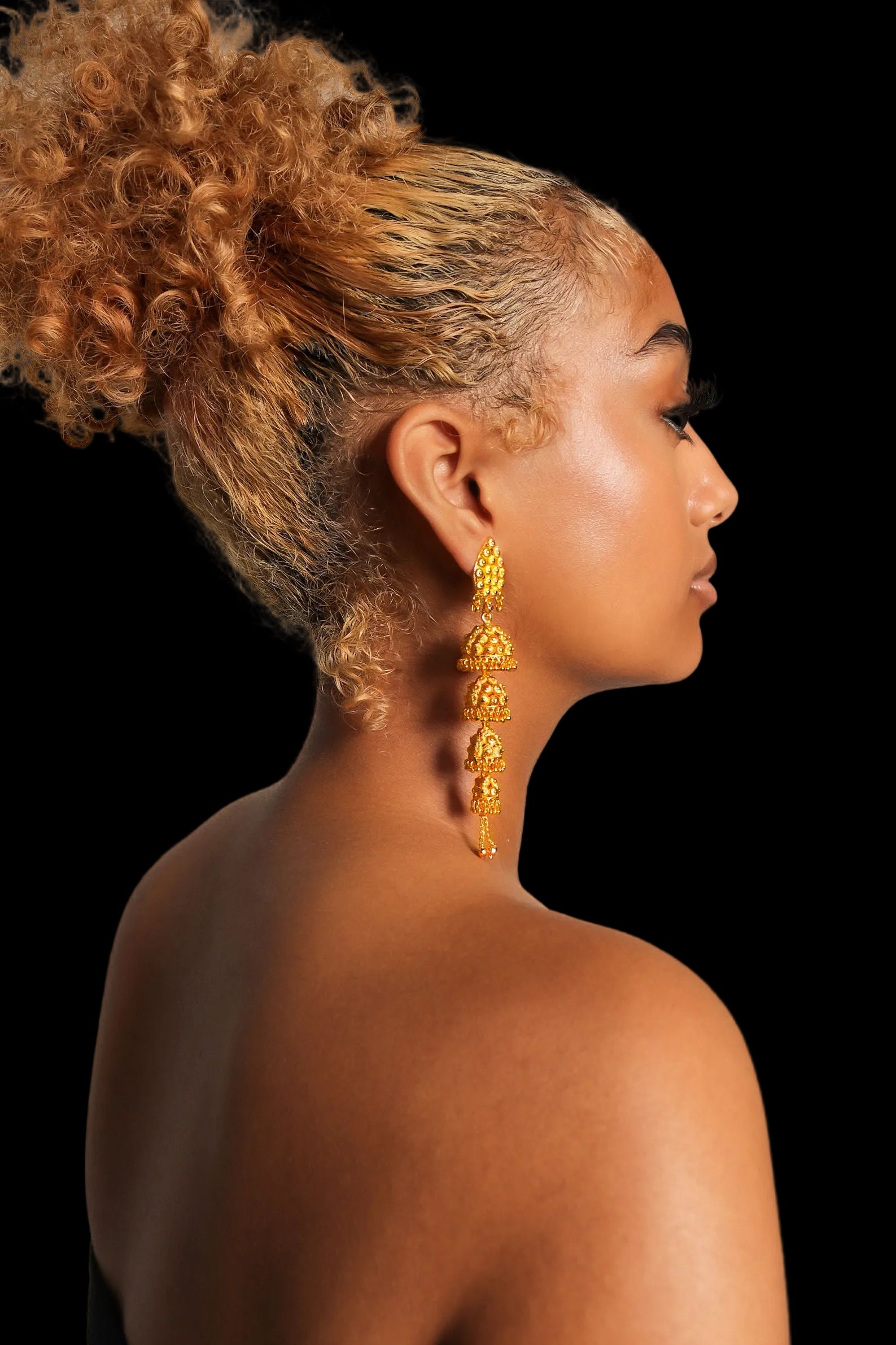 EASTÉ NOORÉ EARRINGS